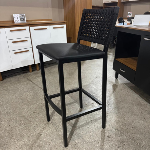 BANQUETA PAONANDA MADRI C/CORDA PRETO FOSCO BANQUETA PAONANDA MADRI C/CORDA PRETO FOSCO